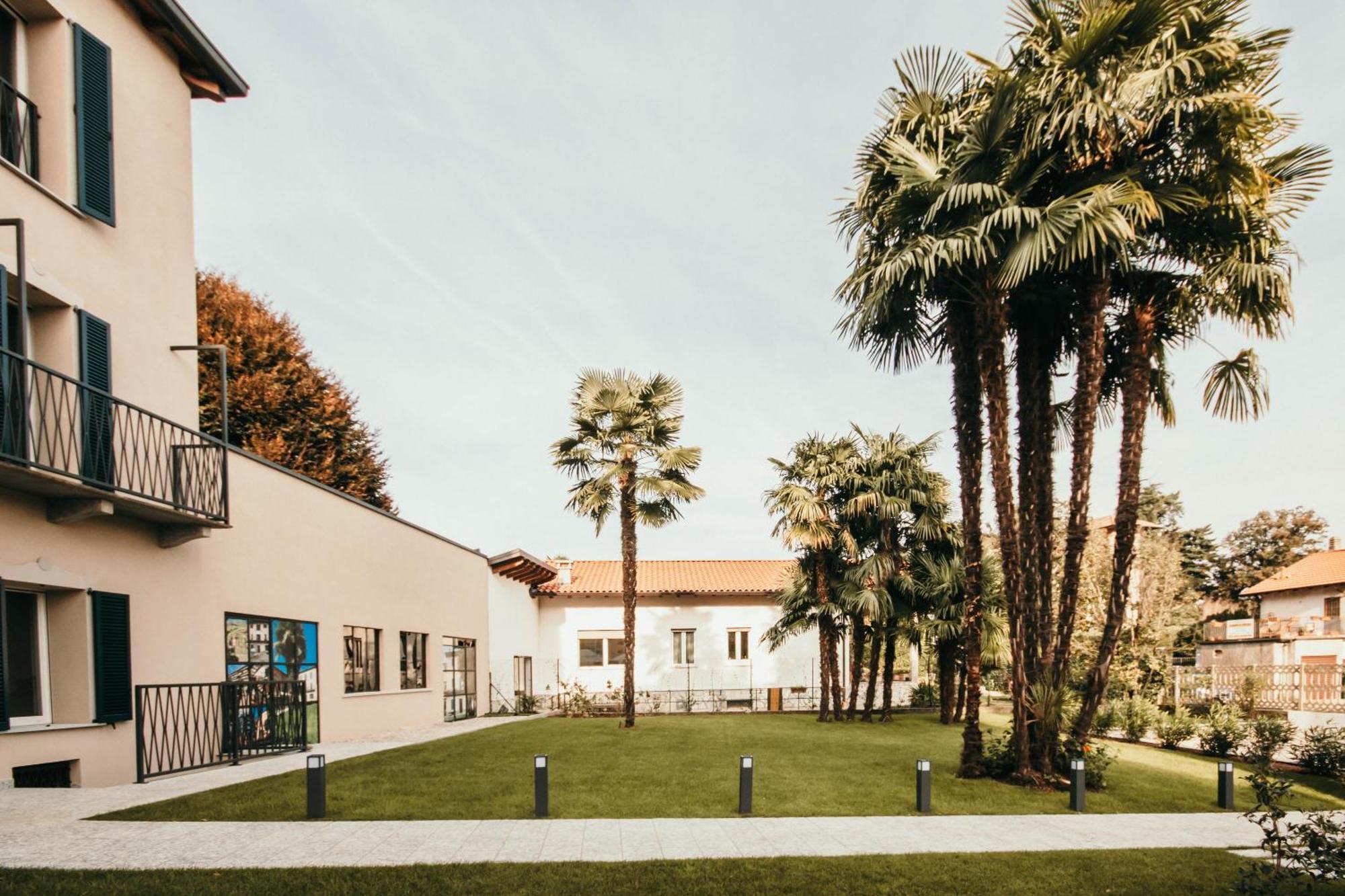 Gio Leo Guest House Lesa Exterior photo